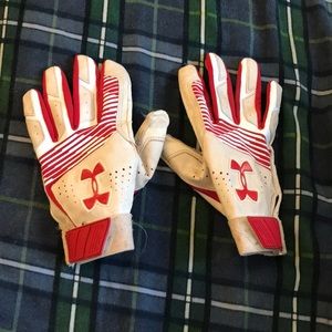 Under armor baseball gloves